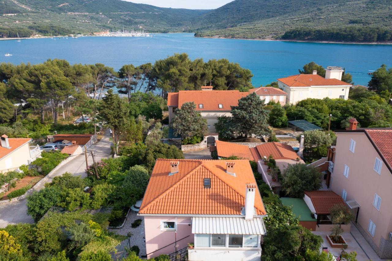 Apartments Bura & Jugo, Cres, Without Stress 외부 사진